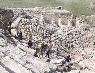 Laodicea’s western theater to open soon