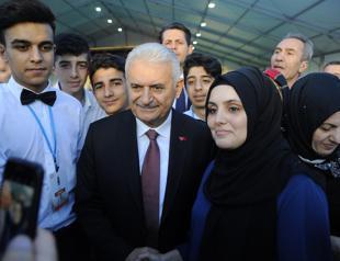 AKP’s mayoral candidate vows to ‘fix problems’ in Istanbul elections