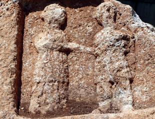 Rock relief depicts farewell scene