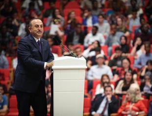 Turkish FM denies delaying Russian S-400 deal