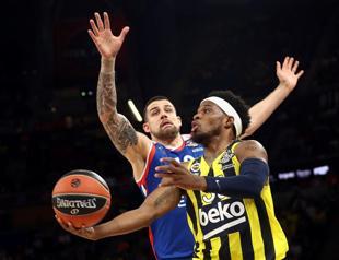 Anadolu Efes advances to EuroLeague final for the first time