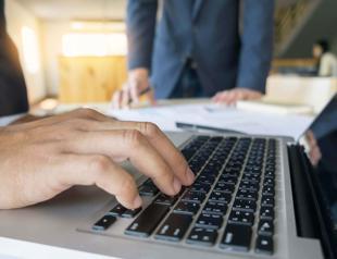 Internet at forefront of technology addiction: Expert