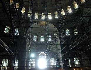 Iconic Blue Mosque goes through extensive restoration