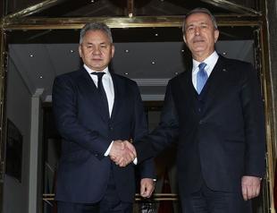 Turkish and Russian defense ministers discuss Idlib