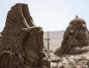 Turkish beach unveils 200 sand sculptures
