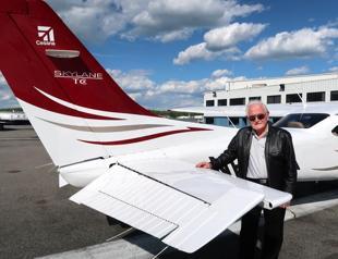 Turkish pilot, 84, still flying American skies