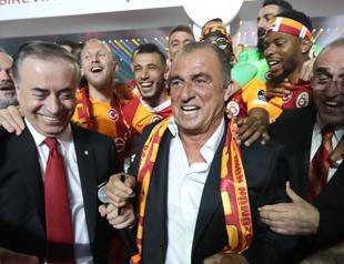 Galatasaray extends coach Fatih Terim’s contract