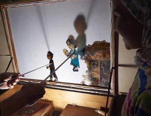 Last shadow puppeteer hopes to save his art