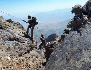 Jets destroy PKK depots in N Iraq