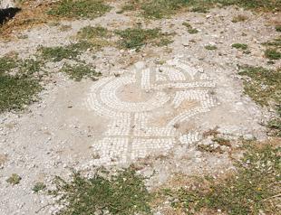 Xanthos mosaics unprotected