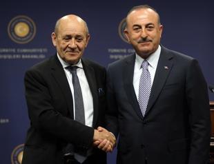 Turkey warns France over ‘ties with YPG’ in Syria