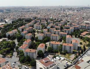 Foreigners share in house sales climb to 4%