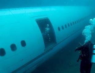 First diving takes place in scuttled plane