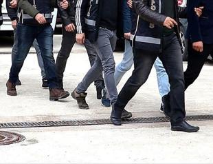 Arrest warrants out for 40 FETÖ suspects