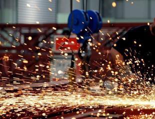 Business confidence improves in June