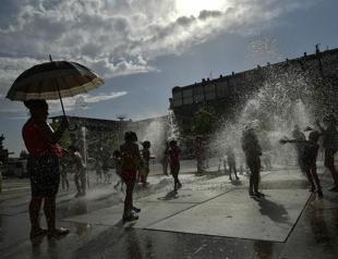 Europe set to sizzle again as deadly heatwave continues