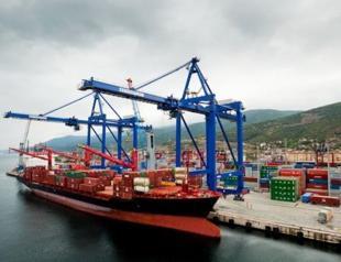 Foreign trade gap narrows 76.5% in May