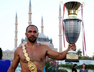 Ali Gürbüz triumph in Kırkpınar oil wrestling