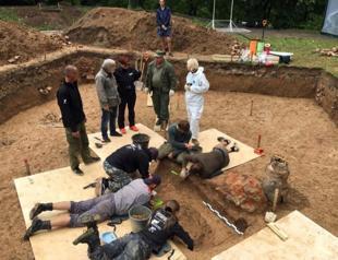 Remains of one of Napoleons 1812 generals believed found in Russia