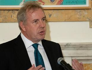 UK ambassador to US quits days after leaked cables on Trump