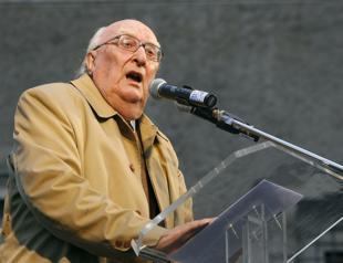 Italian author Camilleri, creator of Inspector Montalbano, dies