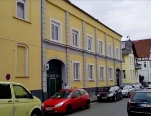 Assailants desecrate mosque in western Germany