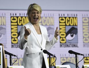 Arnie addicted to Terminator as original Sarah Connor returns for sequel