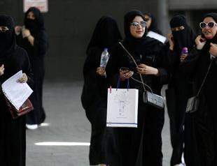 Saudi Arabia allows women to travel without male consent