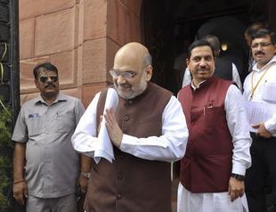 India government revokes disputed Kashmirs special status