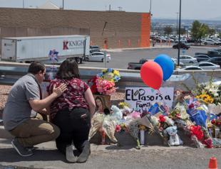 Trump says hate has no place after two mass shootings