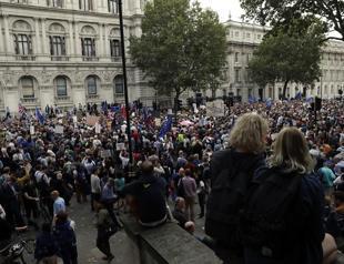 UKs Johnson sparks outrage after forcing suspension of parliament