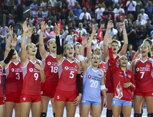 Volleyball: Turkey beat France in Euro Championship