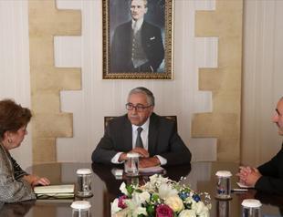 Turkish, Greek Cypriots restores media files, paintings