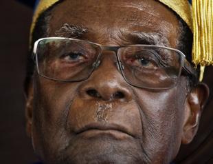 Robert Mugabe, longtime Zimbabwe leader, dies at 95