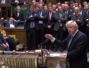 Johnson tells parliament: You can tie my hands, but I will not delay Brexit