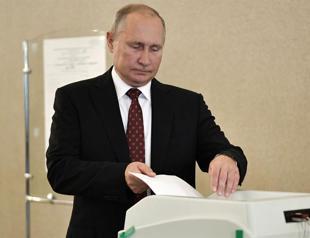 US extracted spy that confirmed Putin role in 2016 US vote: Reports