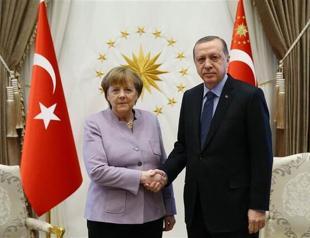 Turkish president, German chancellor discuss migration, Syria