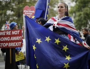 Brexit court ruling prompts calls to reverse parliament suspension