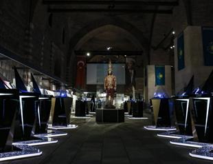 ‘Man in Golden Dress’ in Turkey