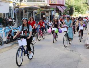 Fancy Women Bike Ride spreads to 85 cities, towns