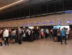 British tourists leave Turkey as Thomas Cook collapses