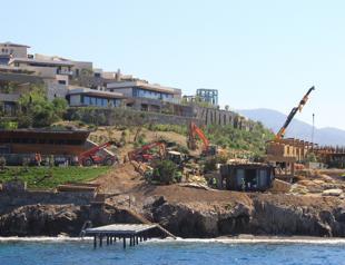 Demolition of illegal buildings starts in Bodrum