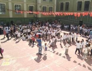 29 Istanbul schools closed after earthquake