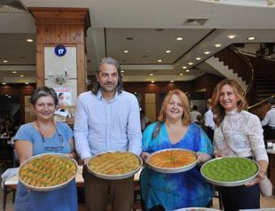 Greek writers praise world-famous Turkish baklava