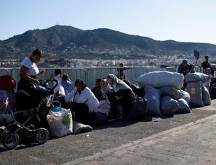 UN, Lesbos mayor urge migrant camp transfers after deadly fire
