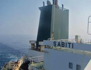 Iran says oil tanker struck by missiles off Saudi Arabia