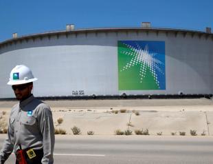 Saudi Aramco delays planned IPO until after earnings update