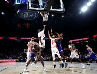 Basketball: Anadolu Efes beat Crvena Zvezda