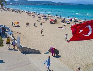 Tourism income jumps 22 percent to $14B in Q3