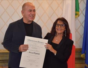 Turkish director receives Italian Order of Merit